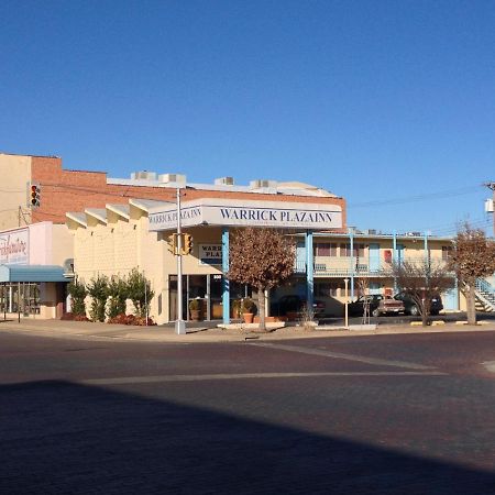Warrick Plaza Inn Plainview Exteriör bild