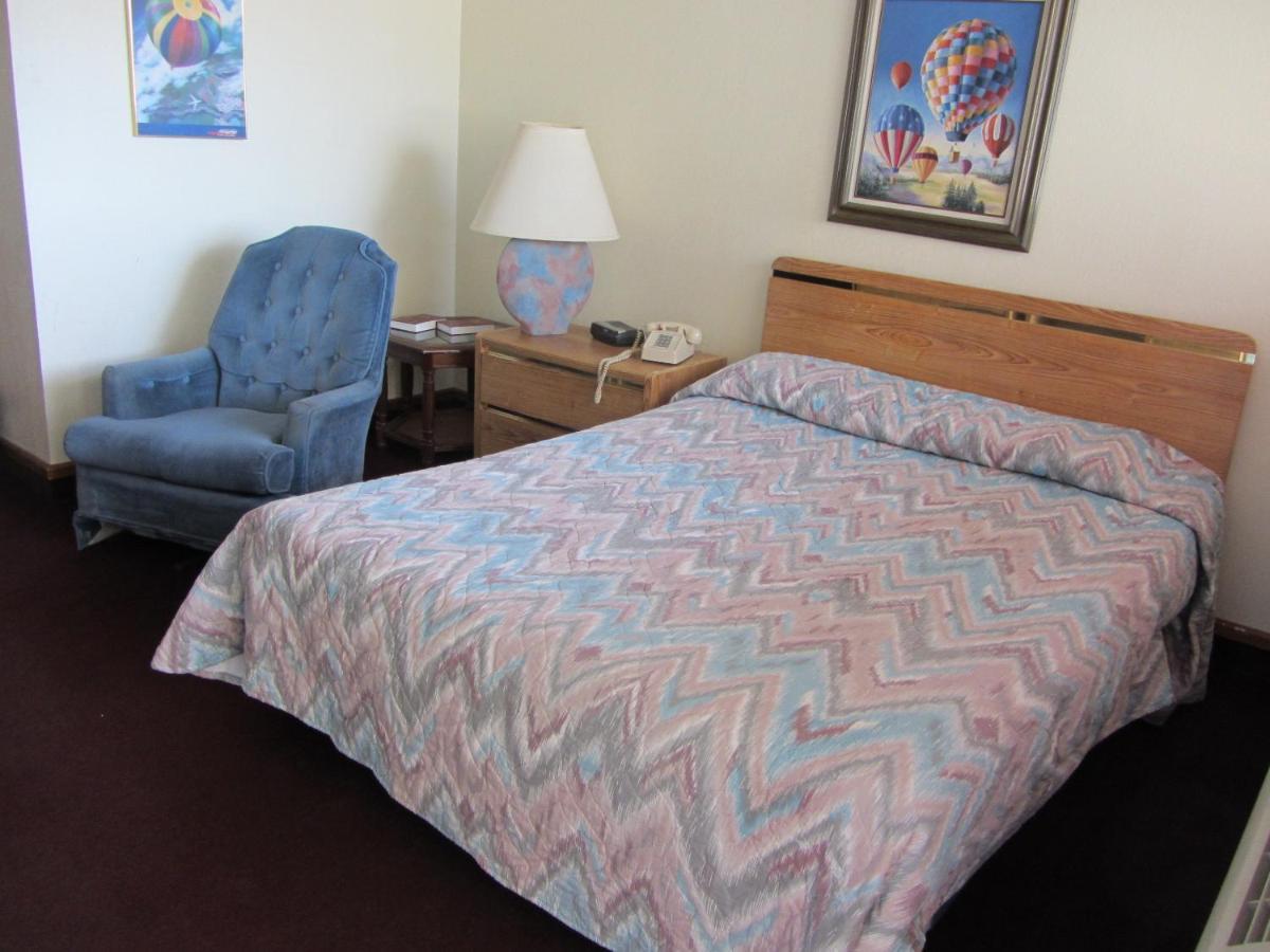 Warrick Plaza Inn Plainview Rum bild