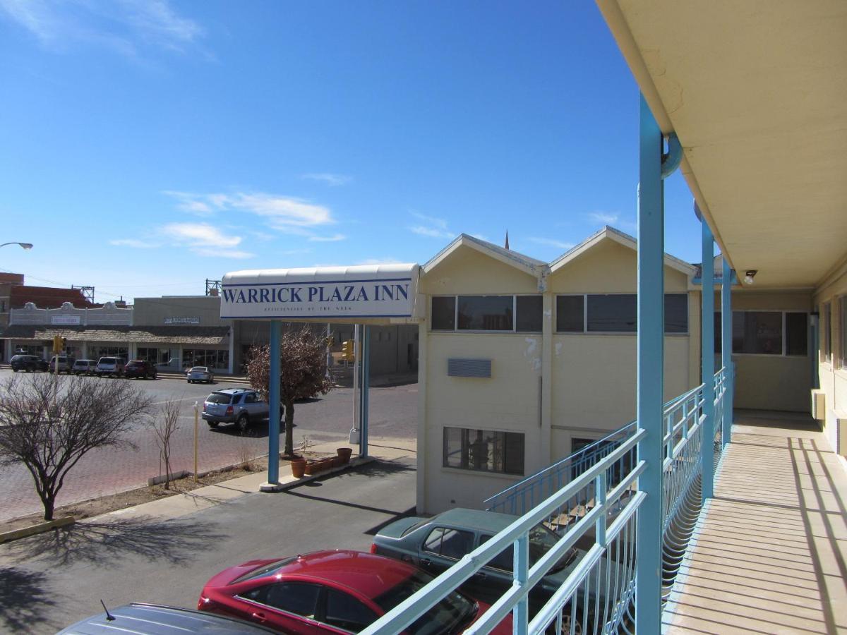 Warrick Plaza Inn Plainview Exteriör bild